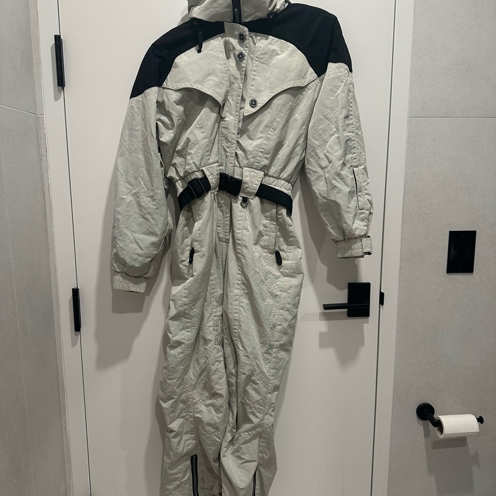 Obermeyer Black and White Outerwear